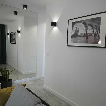 Apartament Przedwiosnie Lägenhet *